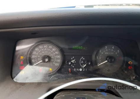 2007 Mercury Grand Marquis Gs z USA, uszkodzony, nr VIN 2MEFM74W07X621464